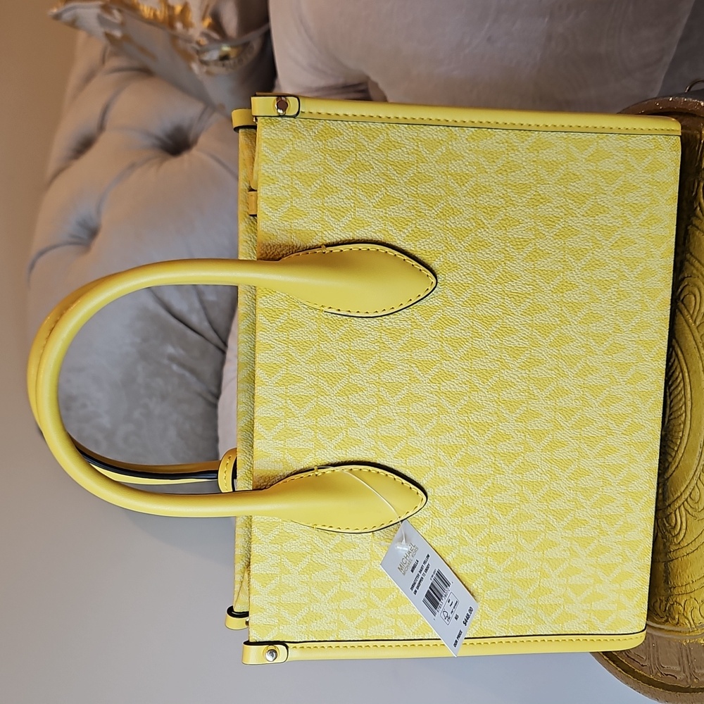 Michael Kors Mirella Small Signature Logo Crossbody Bag - Picture 4 of 10